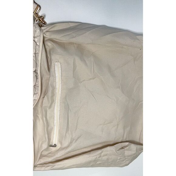 NWOT Unbranded ivory-colored puffer tote bag with matching clutch - Picture 9 of 10